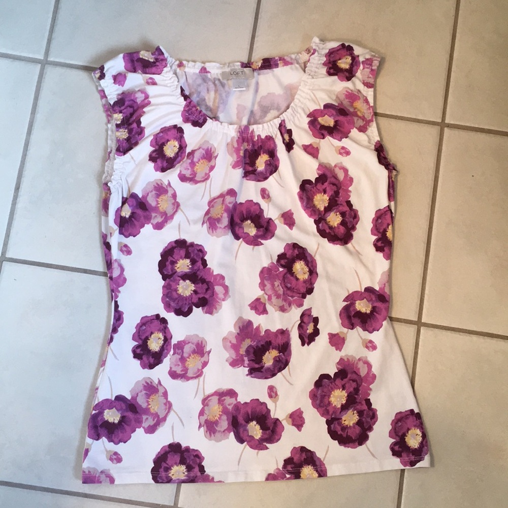 LOFT - Floral Top